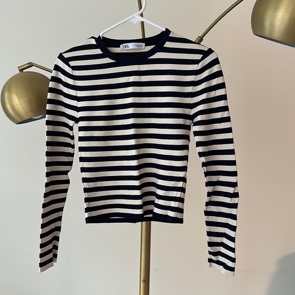 Zara navy stripped long sleeves tops - knit tops - Picture 1 of 4
